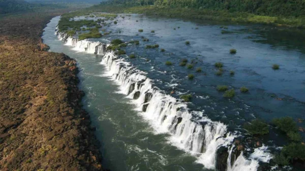 Cataratas del Iguazú y Misiones Milenarias - Imagen 9